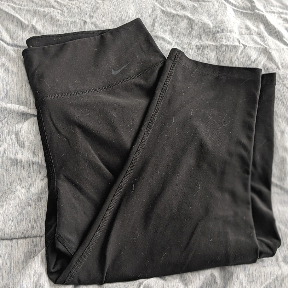 Nike cropped leggings